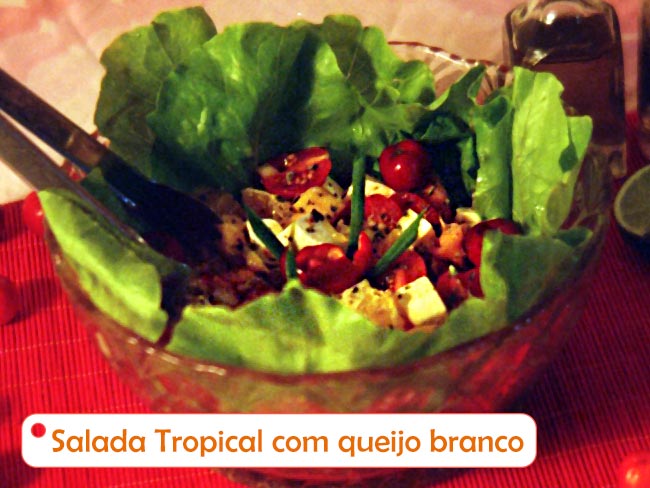 Salada tropical com acerola, laranja e Queijo Branco